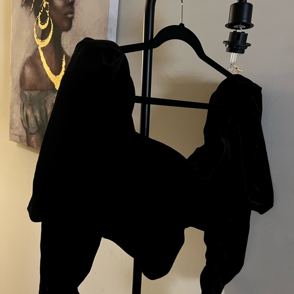 Miss circle velvet corset top with puffy sleeves - Picture 4 of 5